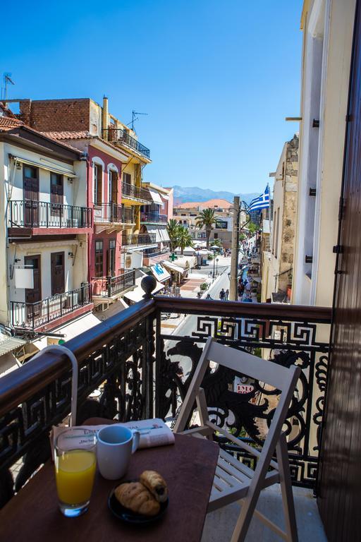 Favela Living Space Chania  Bilik gambar